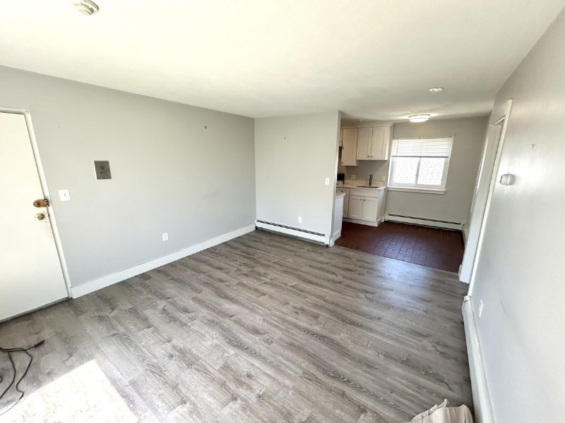 2 Meacham Street, Somerville, Massachusetts, 1 Bedroom Bedrooms, 3 Rooms Rooms,1 BathroomBathrooms,Residential Lease,For Rent,Meacham Street,73543470