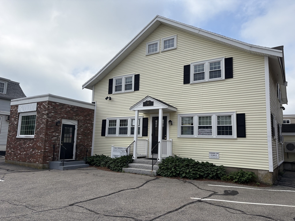 10 Oak St, Needham, Massachusetts, ,Commercial Lease,For Rent,Oak St,73543480
