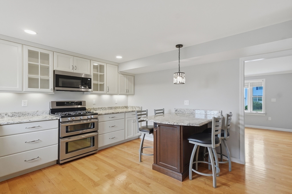 15 Brandee Lane, Methuen, Massachusetts, 2 Bedrooms Bedrooms, 4 Rooms Rooms,1.5 BathroomsBathrooms,Residential,For Sale,Brandee Lane,73543474
