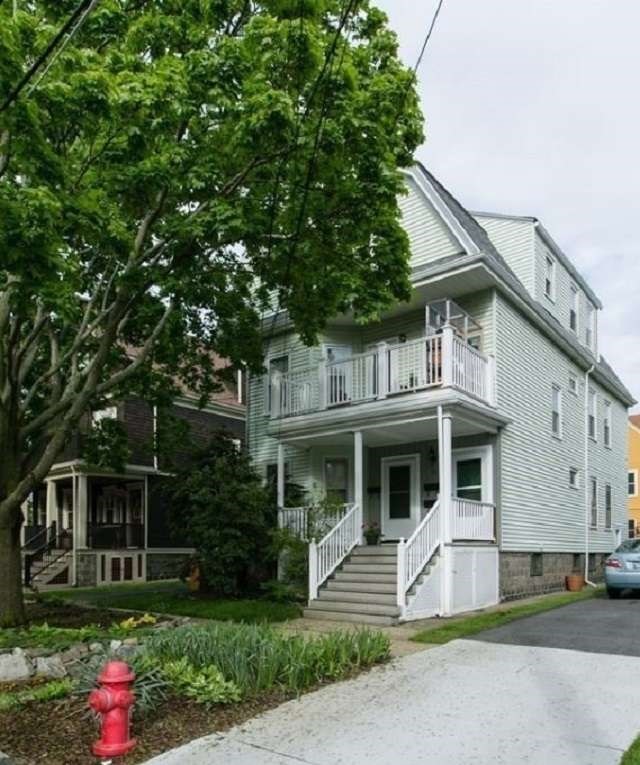 121 Highland Rd, Somerville, Massachusetts, 2 Bedrooms Bedrooms, 5 Rooms Rooms,1 BathroomBathrooms,Residential,For Sale,Highland Rd,73543559