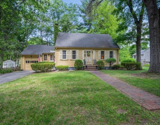 16 Cottage Park, Reading, Massachusetts, 4 Bedrooms Bedrooms, 8 Rooms Rooms,2 BathroomsBathrooms,Residential,For Sale,Cottage Park,73537226