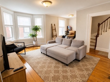 5 Holden Row, Boston, Massachusetts, 3 Bedrooms Bedrooms, 7 Rooms Rooms,2 BathroomsBathrooms,Residential Lease,For Rent,Holden Row,73543614 5 Holden Row, Boston, Massachusetts, 3 Bedrooms Bedrooms, 7 Rooms Rooms,2 BathroomsBathrooms,Residential Lease,For Rent,Holden Row,73543614