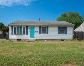 1178 Sumner Ave, Springfield, Massachusetts, 3 Bedrooms Bedrooms, 5 Rooms Rooms,1 BathroomBathrooms,Residential,For Sale,Sumner Ave,73543623