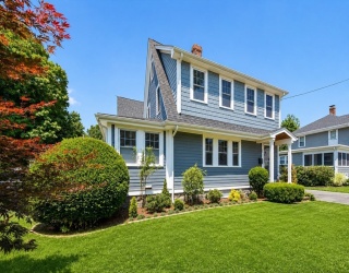 24 Victory Avenue, Milton, Massachusetts, 5 Bedrooms Bedrooms, 16 Rooms Rooms,2.5 BathroomsBathrooms,Residential,For Sale,Victory Avenue,73539896
