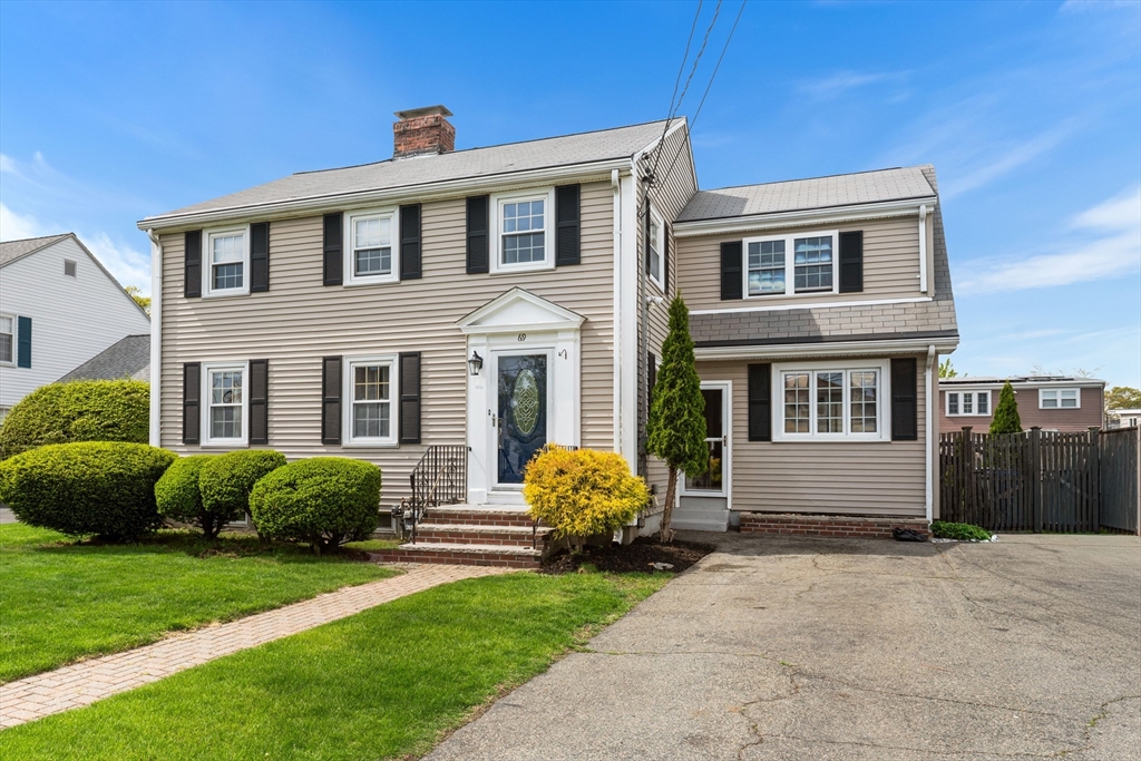 69 Princeton Rd, Arlington, Massachusetts, 4 Bedrooms Bedrooms, 9 Rooms Rooms,2.5 BathroomsBathrooms,Residential,For Sale,Princeton Rd,73519580