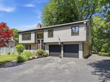 26 Causeway St., Hudson, Massachusetts, 3 Bedrooms Bedrooms, 10 Rooms Rooms,3 BathroomsBathrooms,Residential,For Sale,Causeway St.,73529261 26 Causeway St., Hudson, Massachusetts, 3 Bedrooms Bedrooms, 10 Rooms Rooms,3 BathroomsBathrooms,Residential,For Sale,Causeway St.,73529261