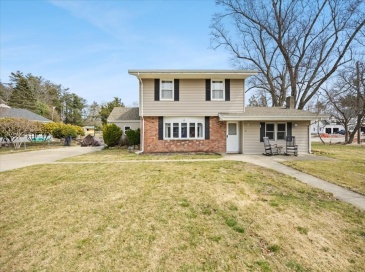 11 Margaret Rd, Taunton, Massachusetts, 3 Bedrooms Bedrooms, 10 Rooms Rooms,1.5 BathroomsBathrooms,Residential,For Sale,Margaret Rd,73492741 11 Margaret Rd, Taunton, Massachusetts, 3 Bedrooms Bedrooms, 10 Rooms Rooms,1.5 BathroomsBathrooms,Residential,For Sale,Margaret Rd,73492741