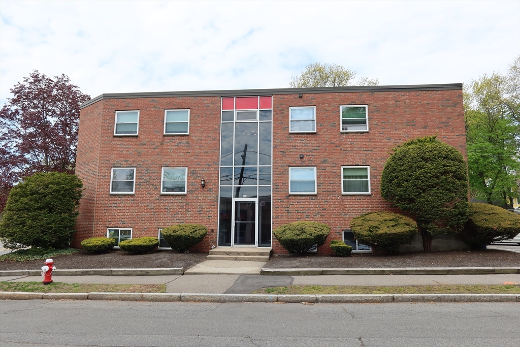 101 Walker St, Newton, Massachusetts, 1 Room Rooms,1 BathroomBathrooms,Residential Lease,For Rent,Walker St,73512762