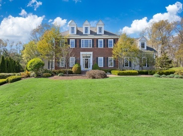 175 Pokanoket Path, Wrentham, Massachusetts, 4 Bedrooms Bedrooms, 9 Rooms Rooms,4.5 BathroomsBathrooms,Residential,For Sale,Pokanoket Path,73512565 175 Pokanoket Path, Wrentham, Massachusetts, 4 Bedrooms Bedrooms, 9 Rooms Rooms,4.5 BathroomsBathrooms,Residential,For Sale,Pokanoket Path,73512565