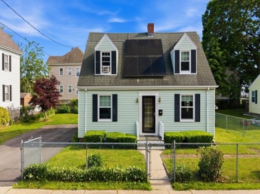 322 Harwich St, New Bedford, Massachusetts, 2 Bedrooms Bedrooms, 5 Rooms Rooms,1.5 BathroomsBathrooms,Residential,For Sale,Harwich St,73531547 322 Harwich St, New Bedford, Massachusetts, 2 Bedrooms Bedrooms, 5 Rooms Rooms,1.5 BathroomsBathrooms,Residential,For Sale,Harwich St,73531547