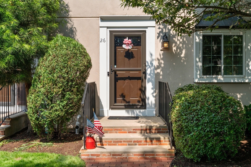 26 Denmark, Needham, Massachusetts, 2 Bedrooms Bedrooms, 6 Rooms Rooms,2.5 BathroomsBathrooms,Residential,For Sale,Denmark,73543714