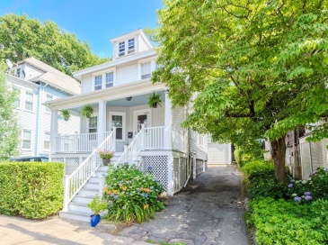 10 Agawam Street, Boston, Massachusetts, 4 Bedrooms Bedrooms, 9 Rooms Rooms,2 BathroomsBathrooms,Residential,For Sale,Agawam Street,73543693