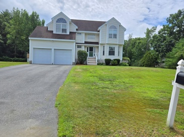 4 Jennifer, Pelham, New Hampshire, 4 Bedrooms Bedrooms, 8 Rooms Rooms,2.5 BathroomsBathrooms,Residential,For Sale,Jennifer,73543732