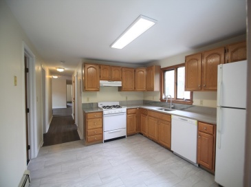 21 Mellen, Cambridge, Massachusetts, 4 Bedrooms Bedrooms, 7 Rooms Rooms,1 BathroomBathrooms,Residential Lease,For Rent,Mellen,73543764 21 Mellen, Cambridge, Massachusetts, 4 Bedrooms Bedrooms, 7 Rooms Rooms,1 BathroomBathrooms,Residential Lease,For Rent,Mellen,73543764