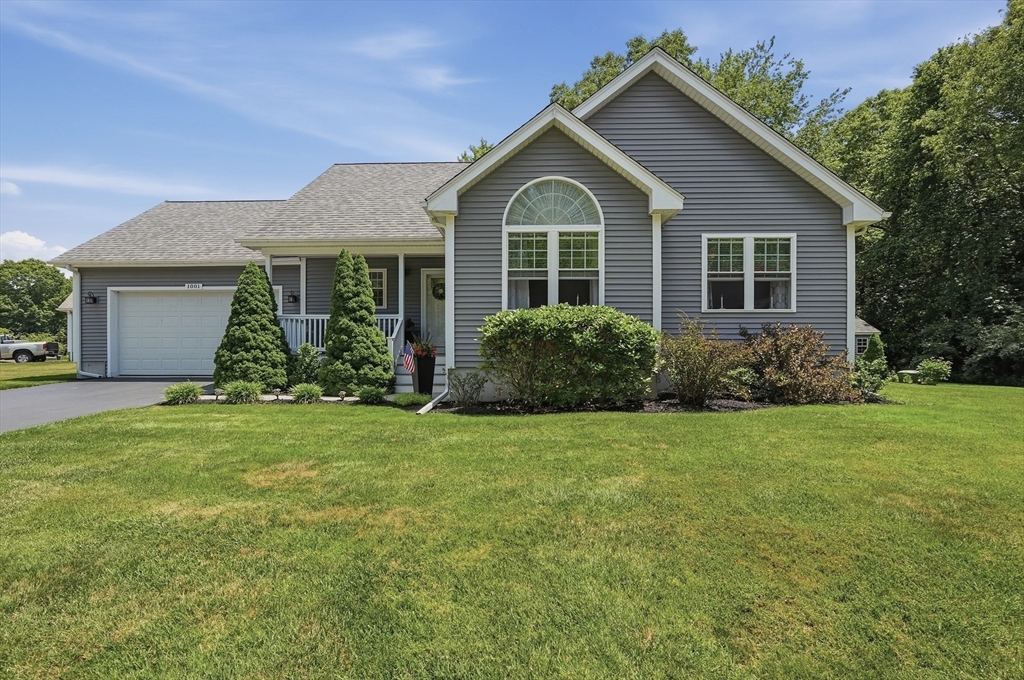 1001 Bayberry Drive, Dighton, Massachusetts, 2 Bedrooms Bedrooms, 5 Rooms Rooms,2 BathroomsBathrooms,Residential,For Sale,Bayberry Drive,73536169