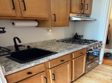 122 Riverway, Boston, Massachusetts, 2 Rooms Rooms,1 BathroomBathrooms,Residential Lease,For Rent,Riverway,73543799