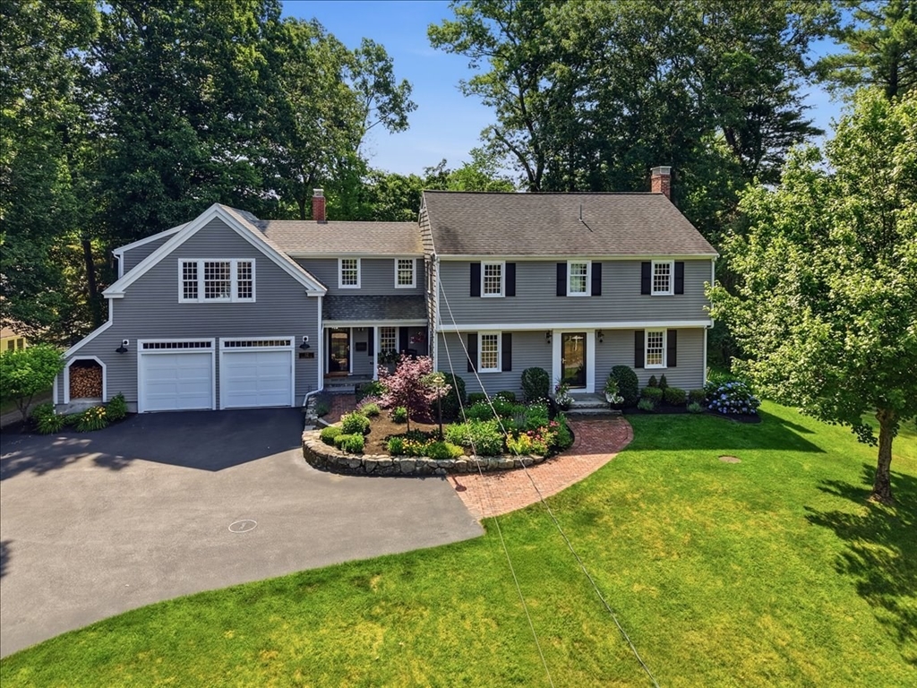 12 Stagecoach Rd, Hingham, Massachusetts, 4 Bedrooms Bedrooms, 9 Rooms Rooms,4 BathroomsBathrooms,Residential,For Sale,Stagecoach Rd,73543667