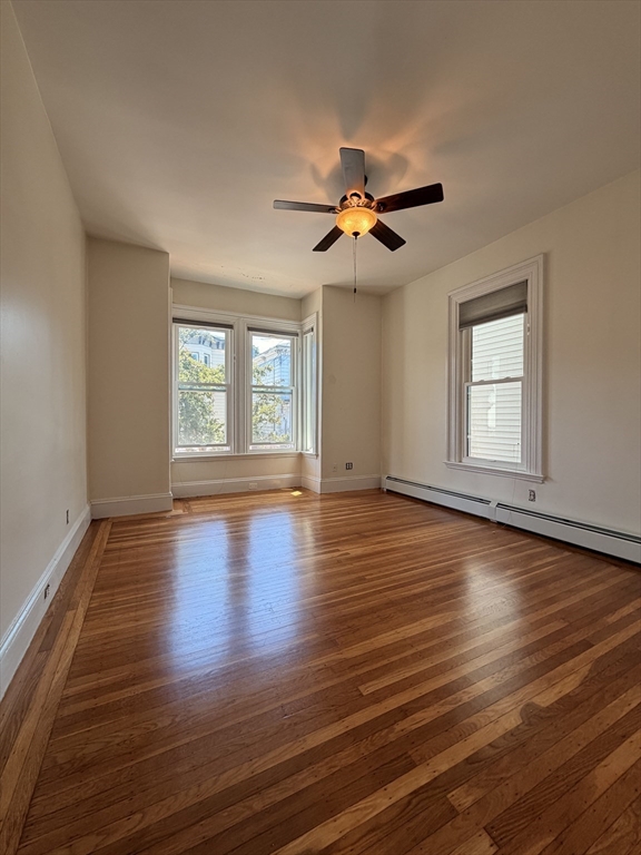 11 Grant St., Boston, Massachusetts, 2 Bedrooms Bedrooms, 4 Rooms Rooms,1 BathroomBathrooms,Residential Lease,For Rent,Grant St.,73543823