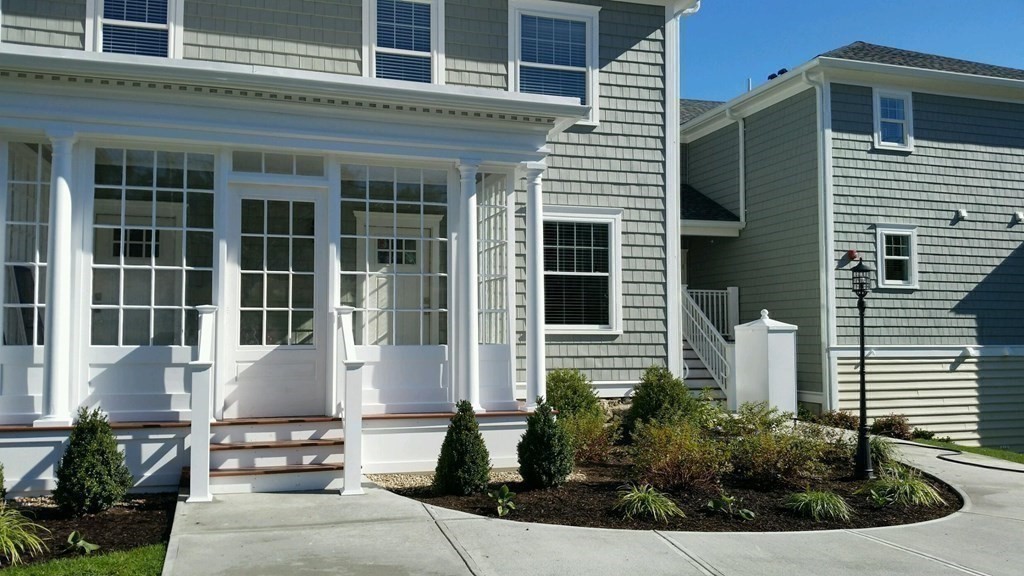 137 Court St., Plymouth, Massachusetts, 1 Bedroom Bedrooms, 3 Rooms Rooms,1 BathroomBathrooms,Residential Lease,For Rent,Court St.,73526963