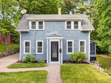 236 Salem St, Haverhill, Massachusetts, 4 Bedrooms Bedrooms, 7 Rooms Rooms,1.5 BathroomsBathrooms,Residential,For Sale,Salem St,73524258
