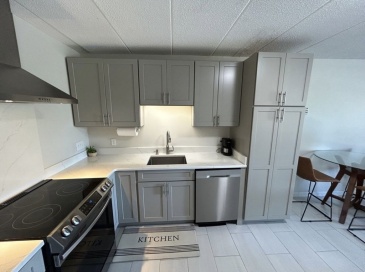 881 Broadway, Everett, Massachusetts, 1 Bedroom Bedrooms, 3 Rooms Rooms,1 BathroomBathrooms,Residential Lease,For Rent,Broadway,73513063