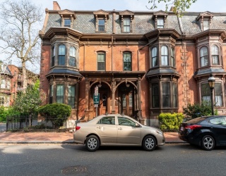 47 Mattoon St, Springfield, Massachusetts, 4 Bedrooms Bedrooms, 12 Rooms Rooms,3 BathroomsBathrooms,Residential Income,For Sale,Mattoon St,73516729