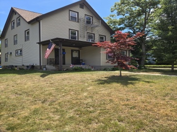 10 Pinehill, Taunton, Massachusetts, 1 Bedroom Bedrooms, 3 Rooms Rooms,1 BathroomBathrooms,Residential Lease,For Rent,Pinehill,73536820