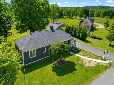 21 Center Street, Granby, Massachusetts, 3 Bedrooms Bedrooms, 6 Rooms Rooms,1.5 BathroomsBathrooms,Residential Lease,For Rent,Center Street,73532528