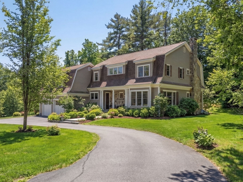 545 Concord Rd, Sudbury, Massachusetts, 4 Bedrooms Bedrooms, 11 Rooms Rooms,4.5 BathroomsBathrooms,Residential,For Sale,Concord Rd,73494989