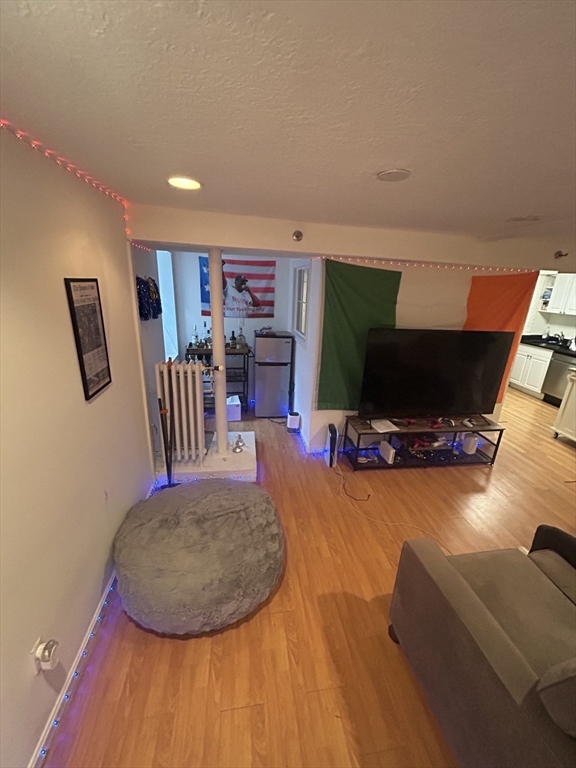 63 Hancock, Boston, Massachusetts, 2 Bedrooms Bedrooms, 4 Rooms Rooms,2 BathroomsBathrooms,Residential Lease,For Rent,Hancock,73506598
