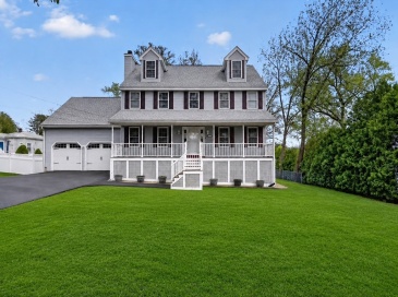 55 Naples Rd, Haverhill, Massachusetts, 4 Bedrooms Bedrooms, 11 Rooms Rooms,3.5 BathroomsBathrooms,Residential,For Sale,Naples Rd,73508420 55 Naples Rd, Haverhill, Massachusetts, 4 Bedrooms Bedrooms, 11 Rooms Rooms,3.5 BathroomsBathrooms,Residential,For Sale,Naples Rd,73508420