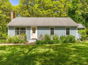 125 Highpoint Road, Barnstable, Massachusetts, 3 Bedrooms Bedrooms, 6 Rooms Rooms,2 BathroomsBathrooms,Residential,For Sale,Highpoint Road,73525779