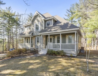 60 Redstone Hill Rd, Sterling, Massachusetts, 4 Bedrooms Bedrooms, 7 Rooms Rooms,2.5 BathroomsBathrooms,Residential,For Sale,Redstone Hill Rd,73497041