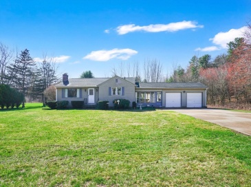 150 City View Rd, Westfield, Massachusetts, 3 Bedrooms Bedrooms, 6 Rooms Rooms,1 BathroomBathrooms,Residential,For Sale,City View Rd,73500298 150 City View Rd, Westfield, Massachusetts, 3 Bedrooms Bedrooms, 6 Rooms Rooms,1 BathroomBathrooms,Residential,For Sale,City View Rd,73500298