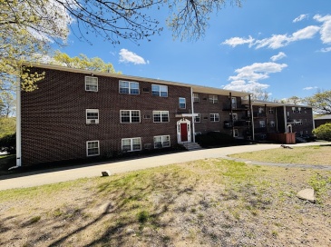 261 Boston Post Rd E, Marlborough, Massachusetts, 2 Bedrooms Bedrooms, 4 Rooms Rooms,1 BathroomBathrooms,Residential,For Sale,Boston Post Rd E,73515604 261 Boston Post Rd E, Marlborough, Massachusetts, 2 Bedrooms Bedrooms, 4 Rooms Rooms,1 BathroomBathrooms,Residential,For Sale,Boston Post Rd E,73515604