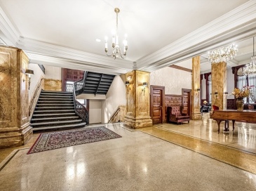 140 Chestnut St, Springfield, Massachusetts, 2 Bedrooms Bedrooms, 4 Rooms Rooms,2 BathroomsBathrooms,Residential,For Sale,Chestnut St,73543832