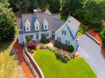 27 Openfield Road, Dennis, Massachusetts, 4 Bedrooms Bedrooms, 10 Rooms Rooms,3.5 BathroomsBathrooms,Residential,For Sale,Openfield Road,73543835
