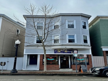 724 Cambridge St, Cambridge, Massachusetts, 2 Bedrooms Bedrooms, 5 Rooms Rooms,1 BathroomBathrooms,Residential Lease,For Rent,Cambridge St,73543868