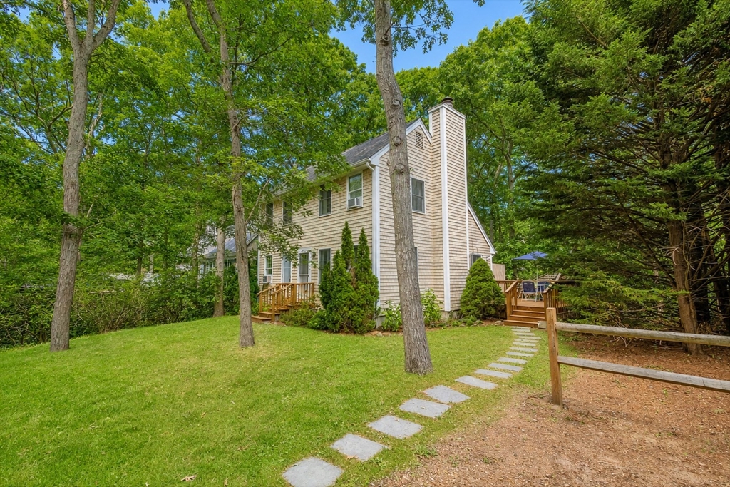 72 Moonstone Way, Tisbury, Massachusetts, 3 Bedrooms Bedrooms, 5 Rooms Rooms,2 BathroomsBathrooms,Residential,For Sale,Moonstone Way,73543921