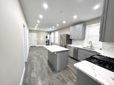 14 Vermont Ave., Somerville, Massachusetts, 3 Bedrooms Bedrooms, 5 Rooms Rooms,1 BathroomBathrooms,Residential Lease,For Rent,Vermont Ave.,73543926
