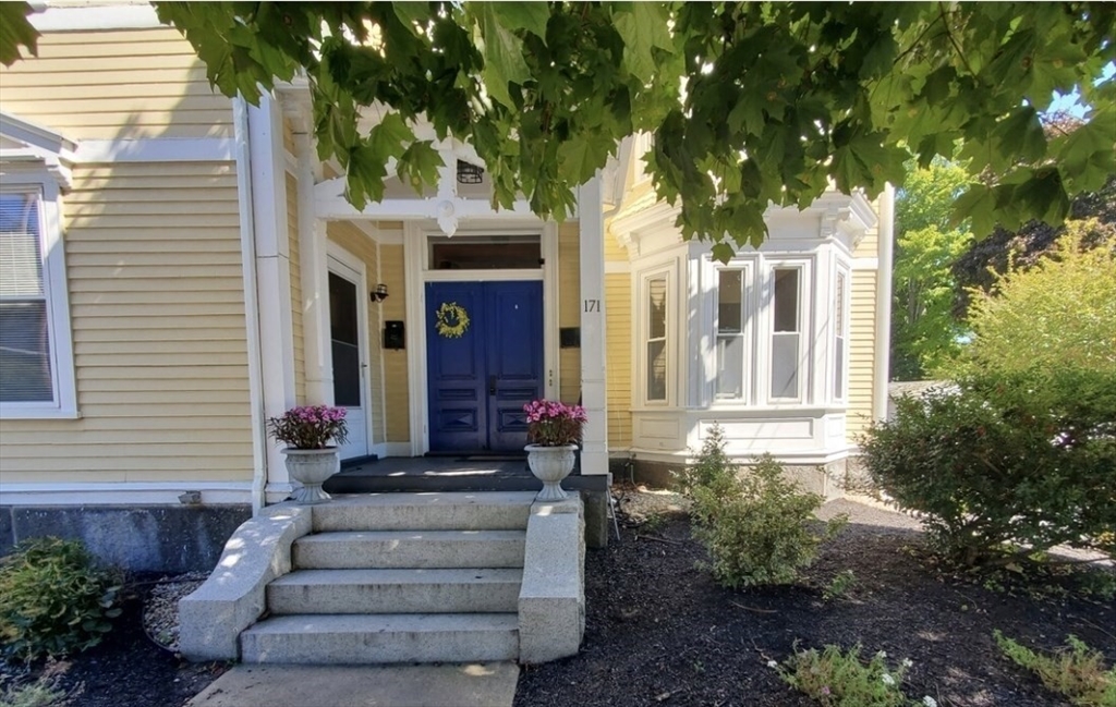 171 Lowell St, Peabody, Massachusetts, 1 Bedroom Bedrooms, 4 Rooms Rooms,1 BathroomBathrooms,Residential Lease,For Rent,Lowell St,73544033