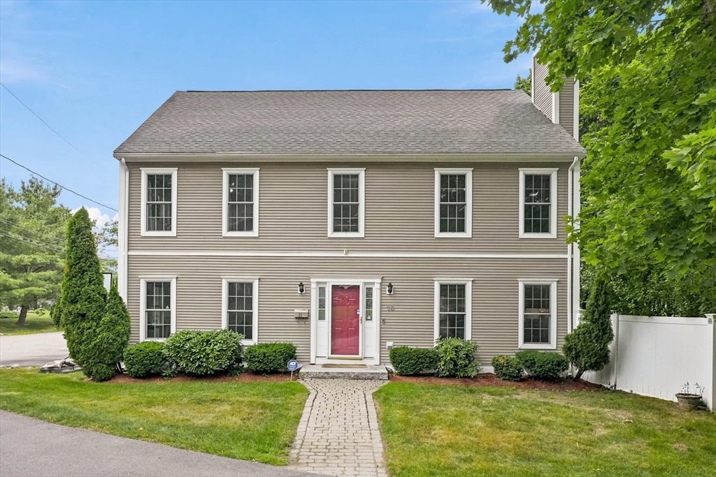 18 Rosegate Rd, Needham, Massachusetts, 4 Bedrooms Bedrooms, 7 Rooms Rooms,2.5 BathroomsBathrooms,Residential,For Sale,Rosegate Rd,73544068