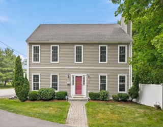 18 Rosegate Rd, Needham, Massachusetts, 4 Bedrooms Bedrooms, 7 Rooms Rooms,2.5 BathroomsBathrooms,Residential,For Sale,Rosegate Rd,73544068