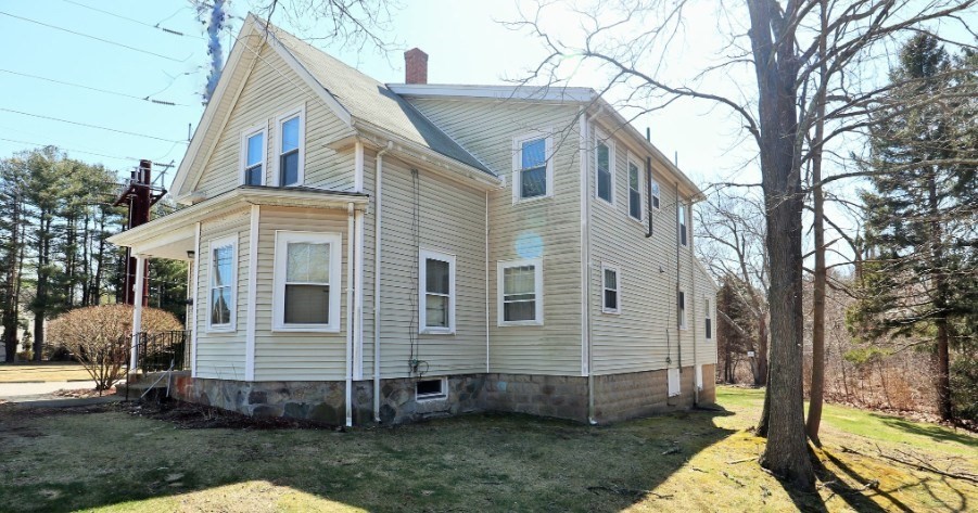 161 Matfield St, West Bridgewater, Massachusetts, 1 Bedroom Bedrooms, 3 Rooms Rooms,1 BathroomBathrooms,Residential Lease,For Rent,Matfield St,73543950