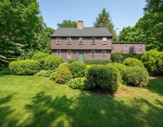 49 Walnut Rd, Hamilton, Massachusetts, 4 Bedrooms Bedrooms, 10 Rooms Rooms,3 BathroomsBathrooms,Residential,For Sale,Walnut Rd,73543965