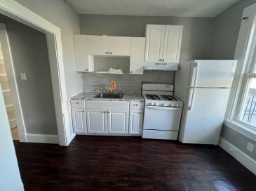64 Hollis, Framingham, Massachusetts, 1 Bedroom Bedrooms, 3 Rooms Rooms,1 BathroomBathrooms,Residential Lease,For Rent,Hollis,73544075 64 Hollis, Framingham, Massachusetts, 1 Bedroom Bedrooms, 3 Rooms Rooms,1 BathroomBathrooms,Residential Lease,For Rent,Hollis,73544075