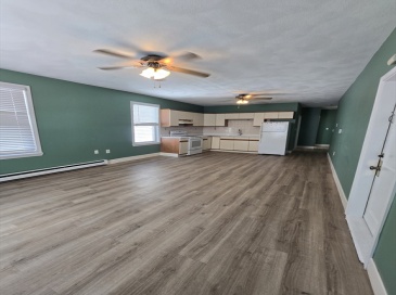 19 Park Street, Salem, Massachusetts, 3 Bedrooms Bedrooms, 5 Rooms Rooms,1 BathroomBathrooms,Residential Lease,For Rent,Park Street,73544089