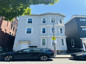 113 Dale St, Boston, Massachusetts, 4 Bedrooms Bedrooms, 6 Rooms Rooms,2 BathroomsBathrooms,Residential Lease,For Rent,Dale St,73544102