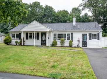 22 Wethersfield Rd, Natick, Massachusetts, 4 Bedrooms Bedrooms, 7 Rooms Rooms,2 BathroomsBathrooms,Residential Lease,For Rent,Wethersfield Rd,73530404 22 Wethersfield Rd, Natick, Massachusetts, 4 Bedrooms Bedrooms, 7 Rooms Rooms,2 BathroomsBathrooms,Residential Lease,For Rent,Wethersfield Rd,73530404