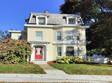 43 Winthrop St, Marlborough, Massachusetts, 2 Bedrooms Bedrooms, 5 Rooms Rooms,1 BathroomBathrooms,Residential Lease,For Rent,Winthrop St,73533447 43 Winthrop St, Marlborough, Massachusetts, 2 Bedrooms Bedrooms, 5 Rooms Rooms,1 BathroomBathrooms,Residential Lease,For Rent,Winthrop St,73533447